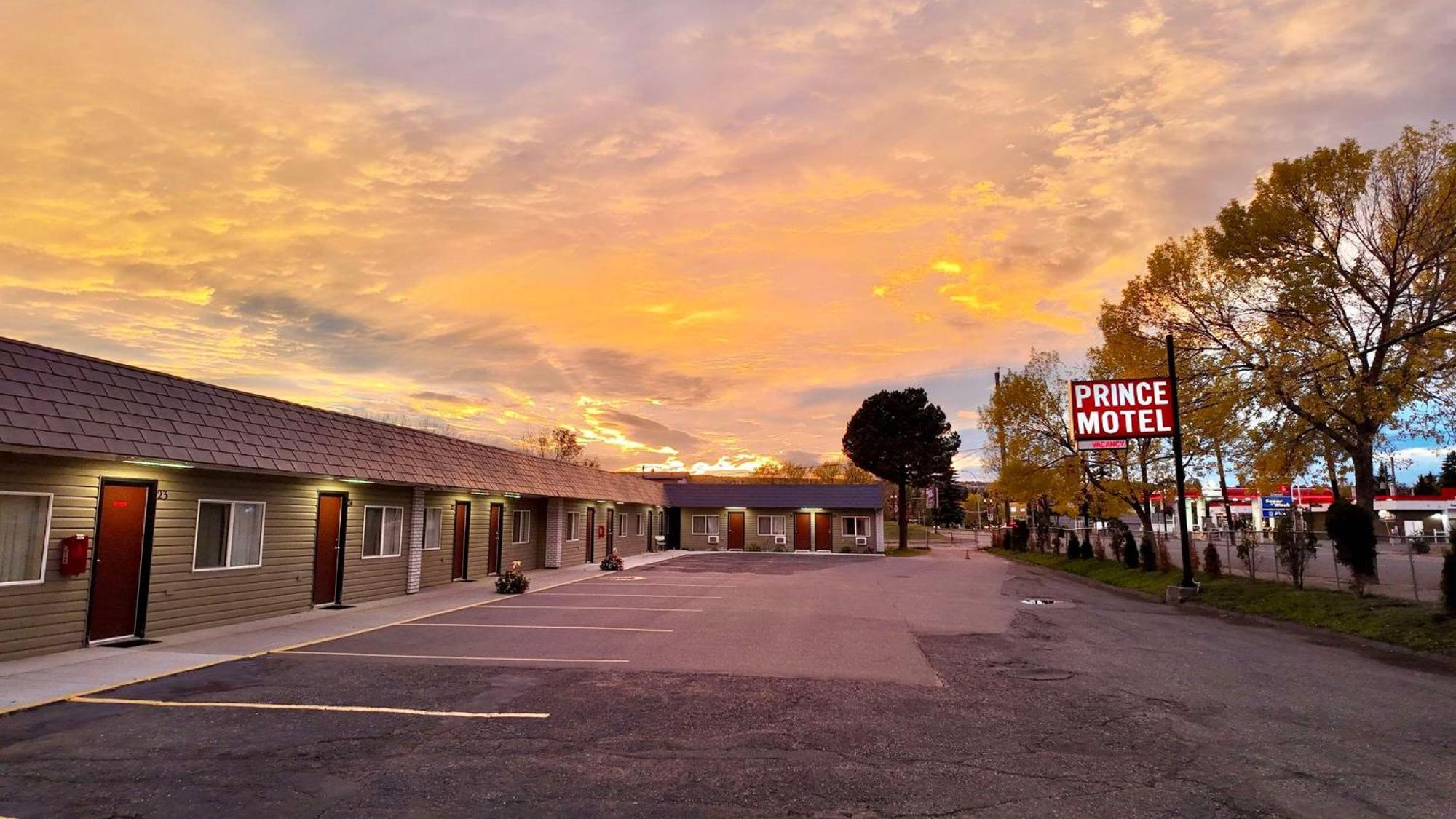 Prince Motel Prince George Exterior foto